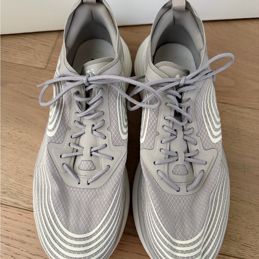 APL Steamline Athletic Sneakers in Light Gray and White